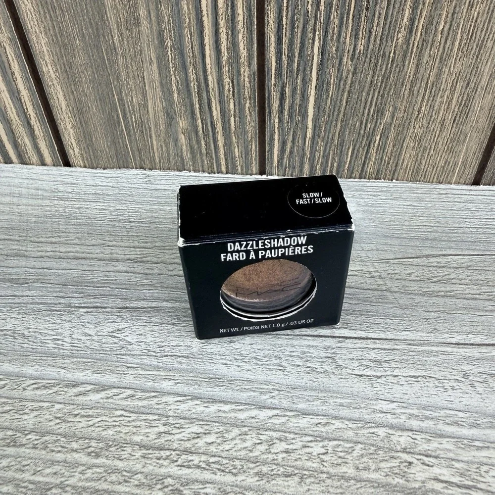 MAC Slow/Fast/Slow Dazzleshadow New in Box